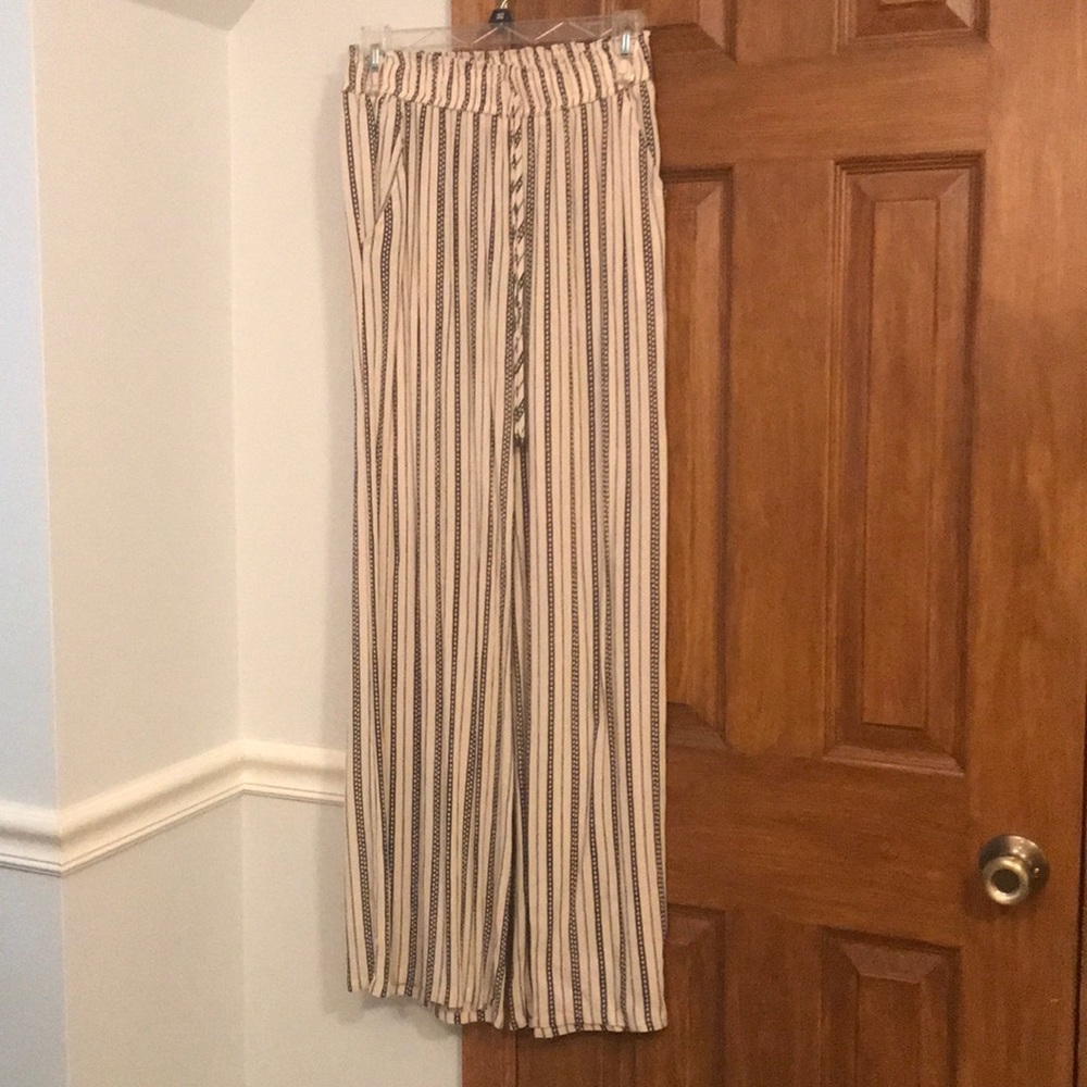 Black and cream Aztec striped Stretchy band pants